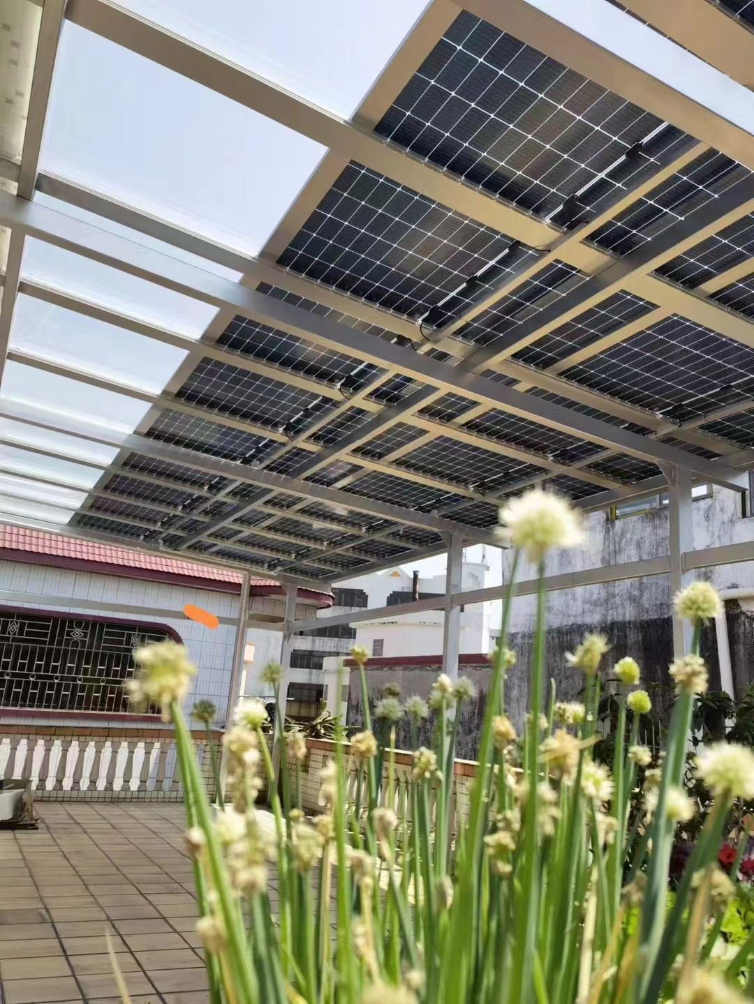 南县别墅家用屋顶太阳能发电系统安装